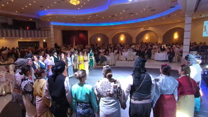 PXL_20251227_203655830